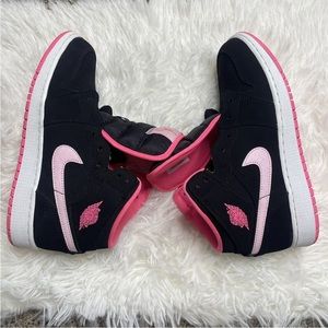 Jordan Retro 1 Black Digital Pink Suede Size 6y